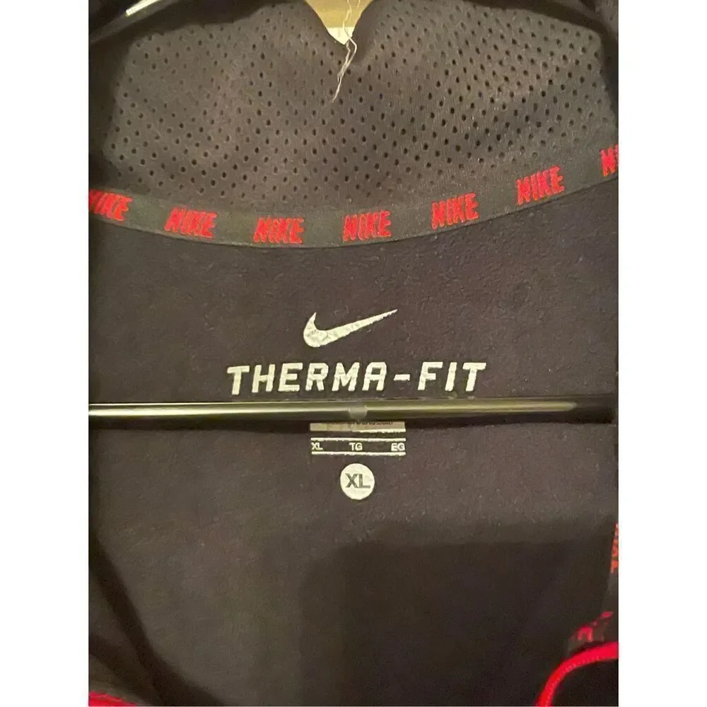 Nike therma fit